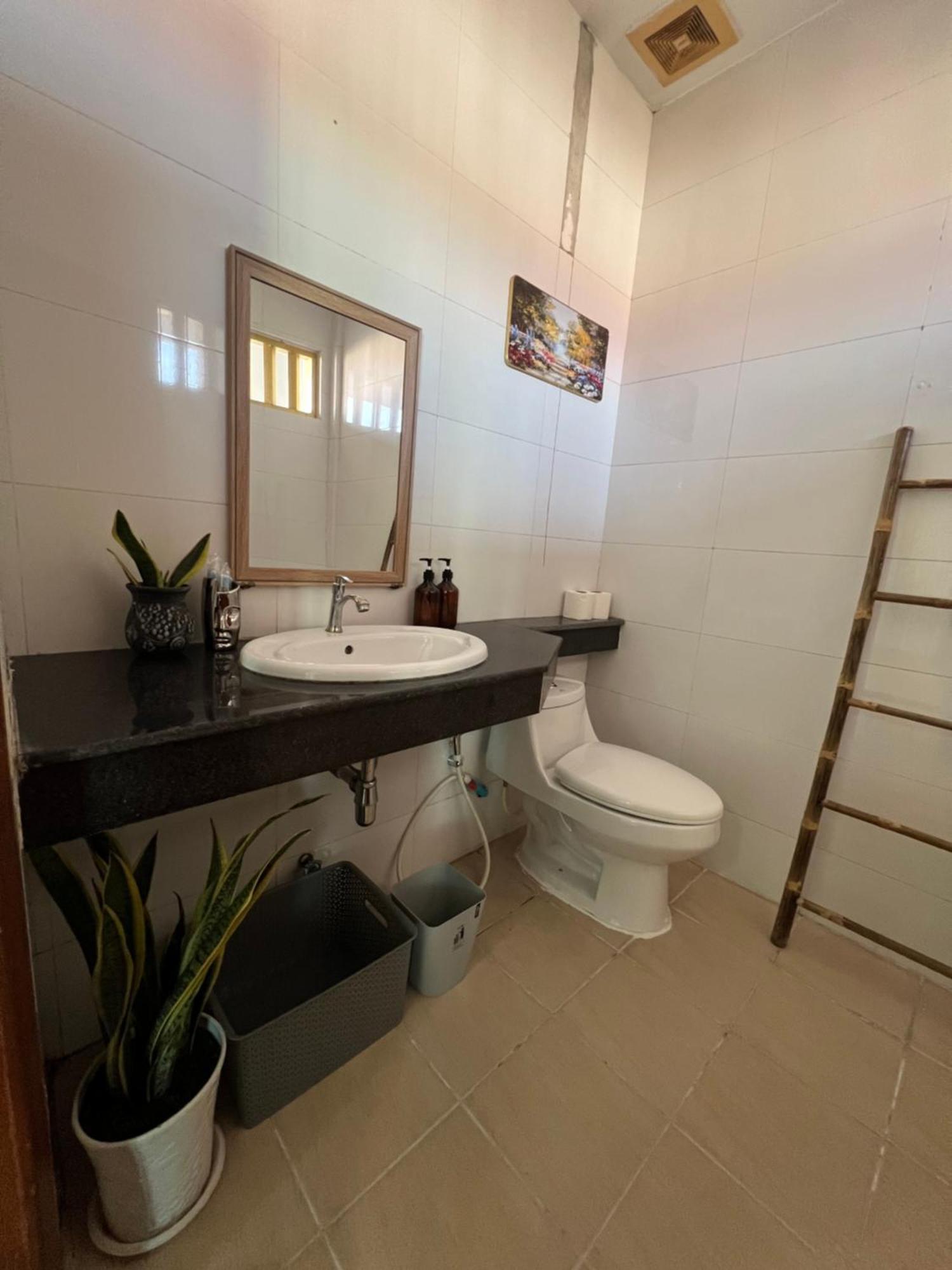 D32 Homestay Near Airport Behind Brown Coffee Airport Phnom Penh Luaran gambar